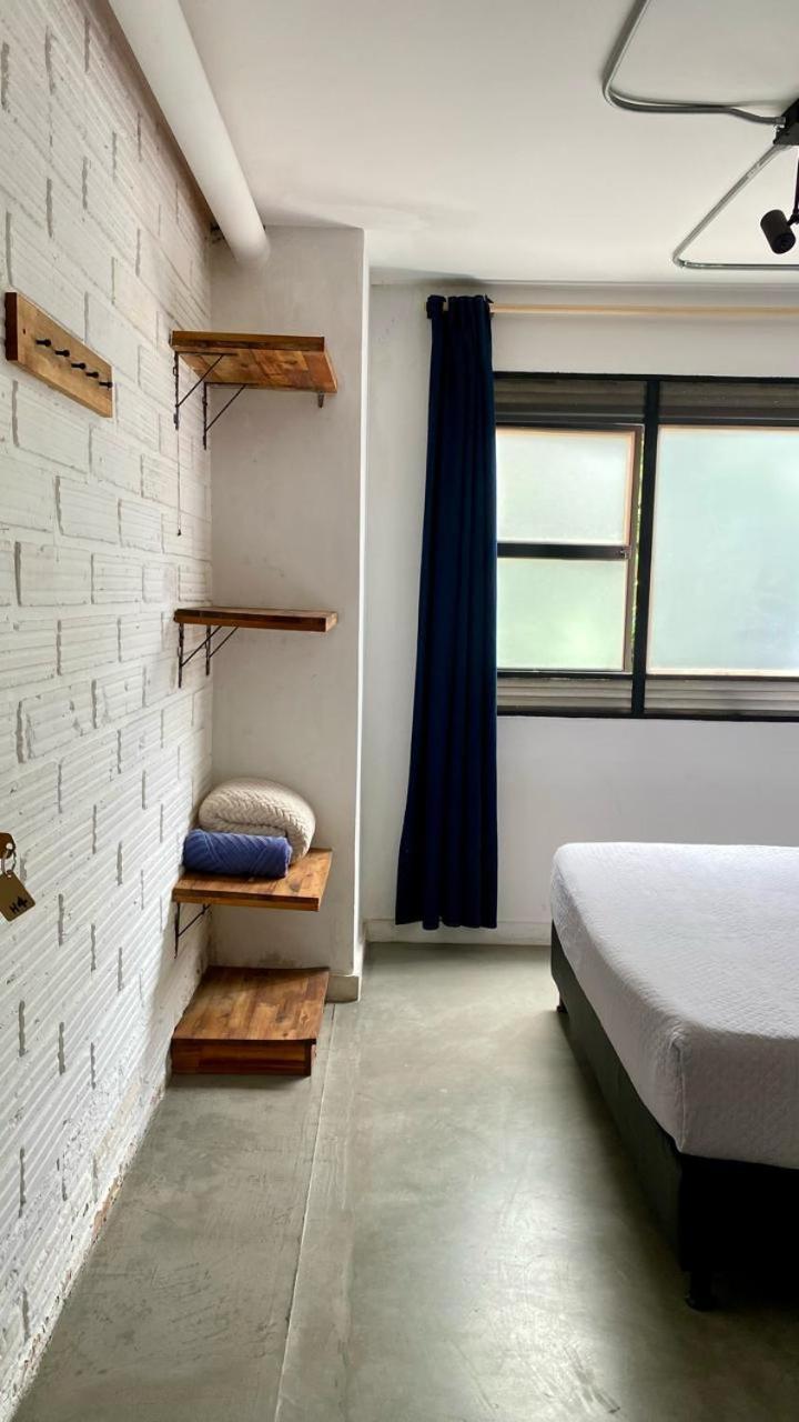 Casa Mosaiko Primer Parque Laureles Medellin Exterior photo